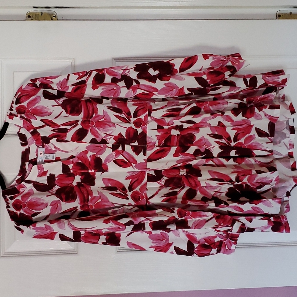 DENIM & CO burgundy,pink & white floral LS empire waist blouse,L petite,NWOT.